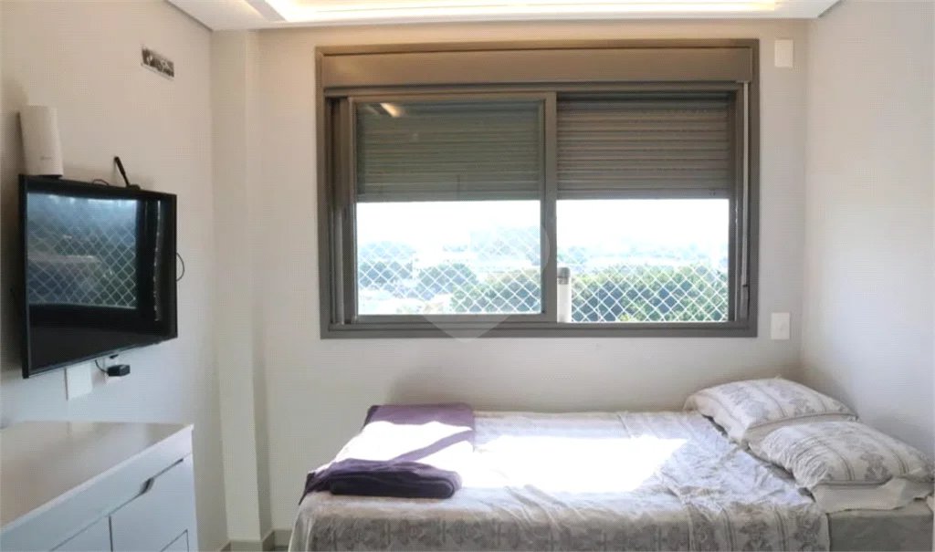 Apto com 3 quartos e Súite nq Barra Funda Ótima oportunidade !
