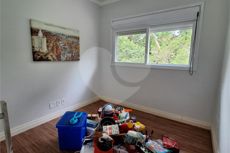 Casa à venda com 3 suítes no condomínio Villaggio Capriccio, Louveira - SP