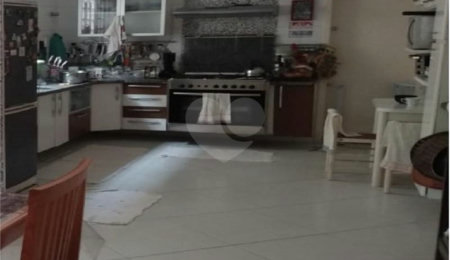 Sobrado à venda com 3 suítes em Jardim Colombo, São Paulo, SP