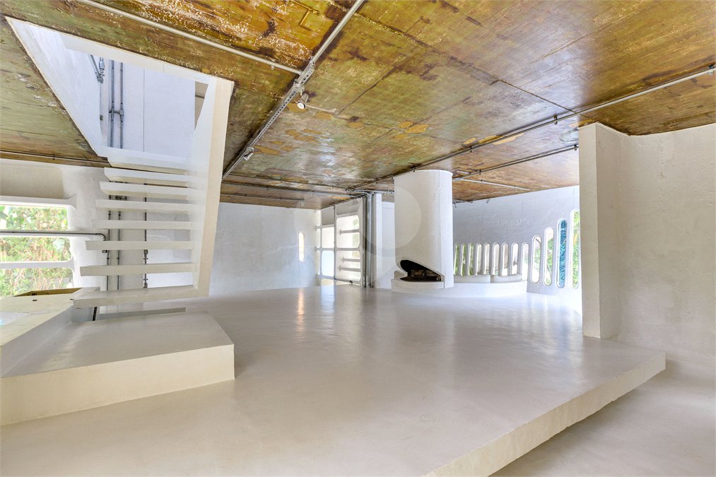 Casa de Vila à venda ou para alugar com 4 quartos, sendo 1 suíte, em Granja Julieta, São Paulo, SP