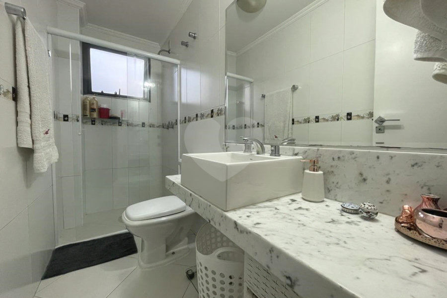Apartamento à venda com 3 quartos, sendo 1 suíte, em Santana, São Paulo, SP