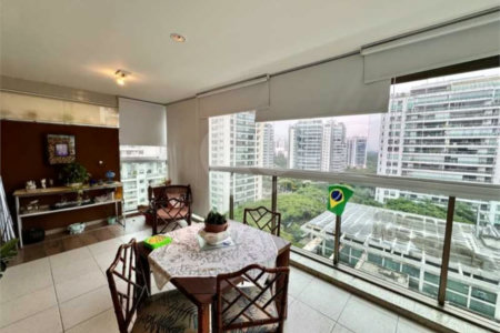 Apartamento à venda com 3 quartos, sendo 2 suítes, em Barra da Tijuca, Rio de Janeiro, RJ