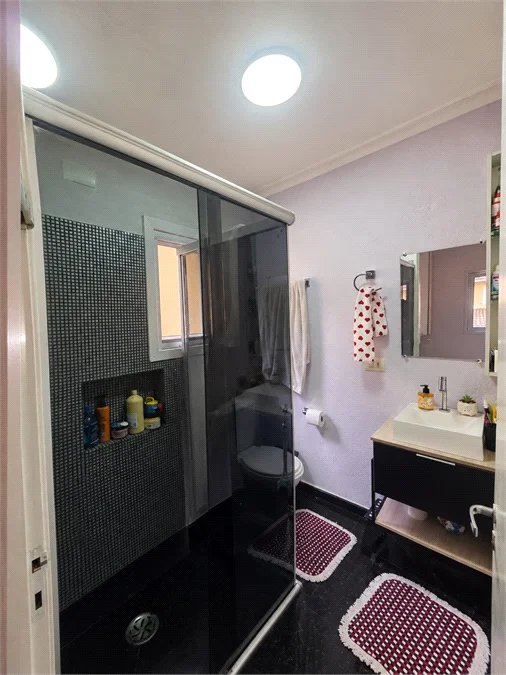 Casa à venda com 3 quartos, sendo 1 suíte, no condomínio Vilagio Viccino, São Paulo - SP