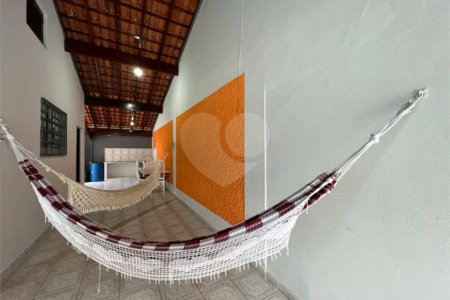 CASA NA PRAIA A POUCOS PASSOS DO MAR TERRENO AMPLO E EXCELENTE ESPAÇO PARA TODA A FAMÍLIA