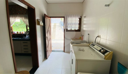 Casa à venda com 3 suítes em Dos Finco, São Bernardo do Campo, SP