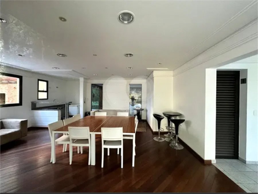 Apartamento para alugar com 2 suítes em Vila Andrade, São Paulo, SP
