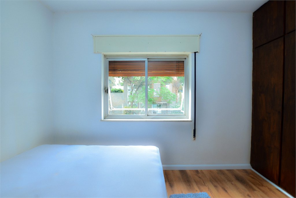 Apartamento à venda com 3 quartos, sendo 1 suíte, em Jardim Paulista, São Paulo, SP
