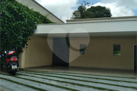 Casa à venda com 4 suítes no condomínio Saint Thomás Rua Uruana,9, Carapicuíba - SP