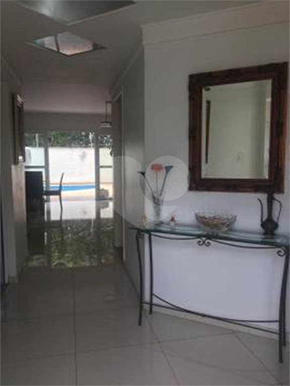Casa à venda com 4 quartos, sendo 3 suítes, no condomínio Residencial Nova Cantareira, São Paulo - SP