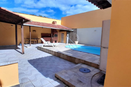 Casa à venda com 3 quartos, sendo 1 suíte, em Campo Grande, Rio de Janeiro, RJ