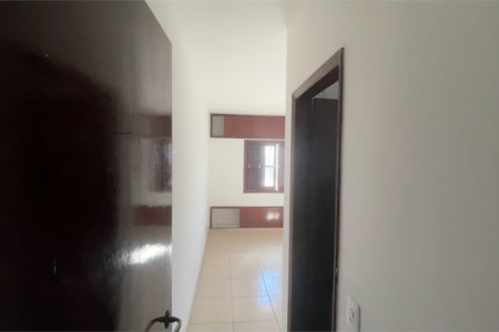 Sobrado à venda com 4 quartos, sendo 1 suíte, em Jardim Ester Yolanda, São Paulo, SP