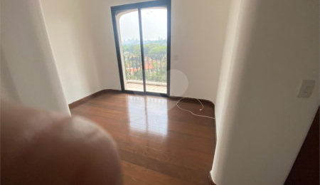 Apartamento para alugar com 3 suítes em Pinheiros, São Paulo, SP