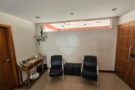 Casa à venda com 4 quartos, sendo 2 suítes,  no condomínio Jd Portugal, Sorocaba - SP