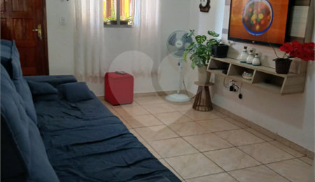 Casa à venda com 2 quartos no condomínio Residencial Armênia, Ferraz de Vasconcelos - SP