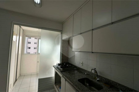Apartamento à venda com 3 quartos, sendo 1 suíte, em Parque Maria Luiza, São Paulo, SP