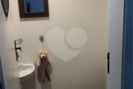 Casa à venda com 2 suítes no condomínio Sem Nome, São Paulo - SP
