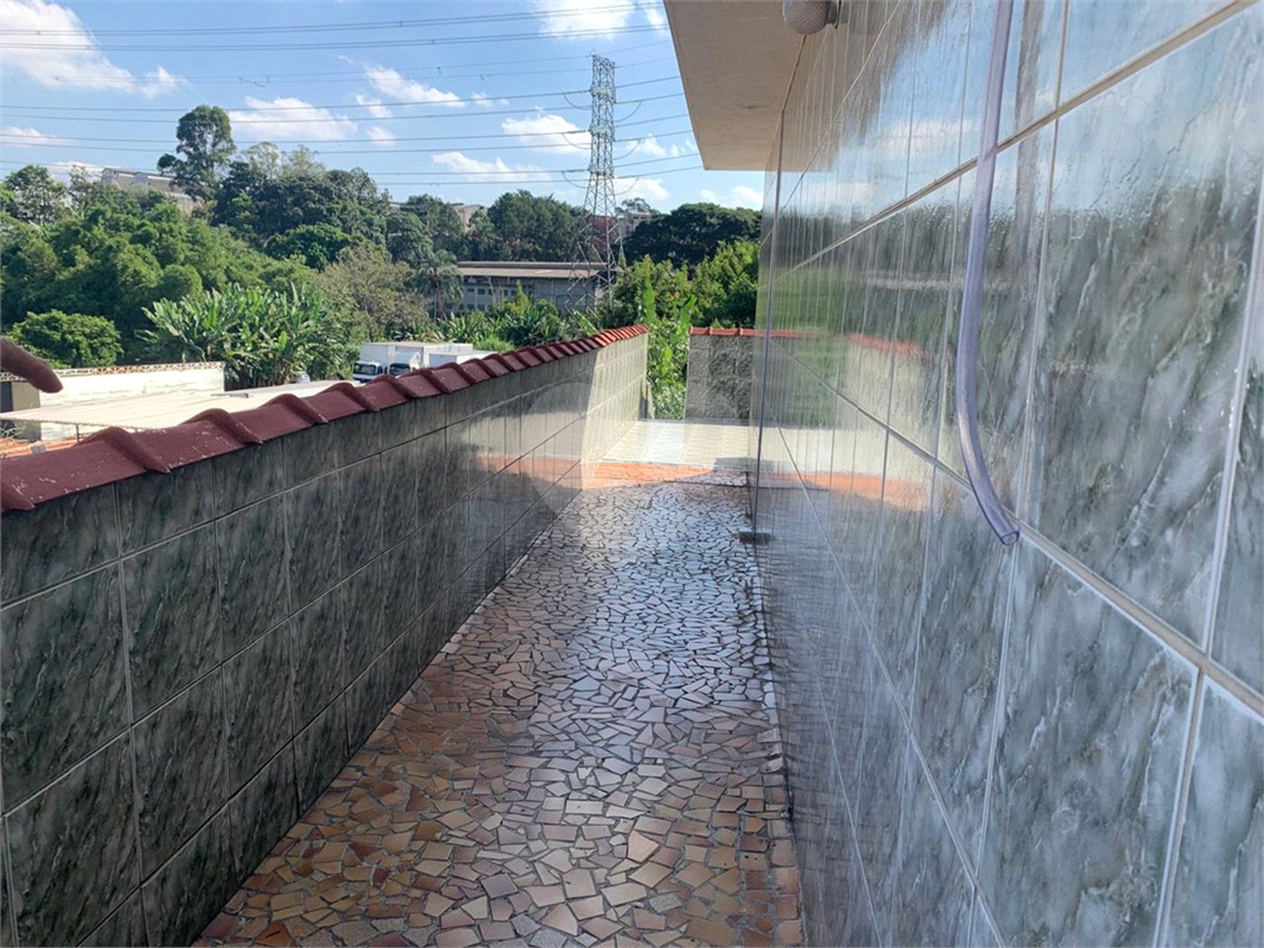 Sobrado à venda com 3 quartos em Jaraguá, São Paulo, SP