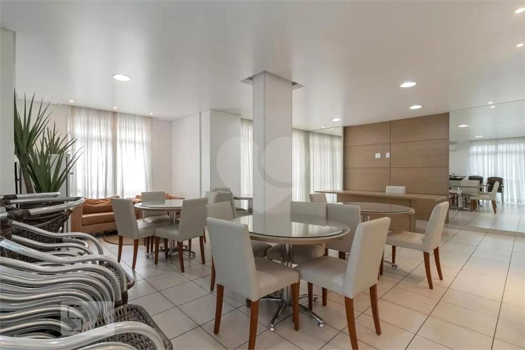 Apartamento à venda - Saúde