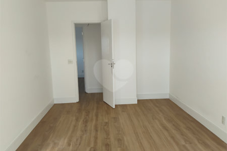 Apartamento à venda com 3 suítes em Anhangabaú, Jundiaí, SP