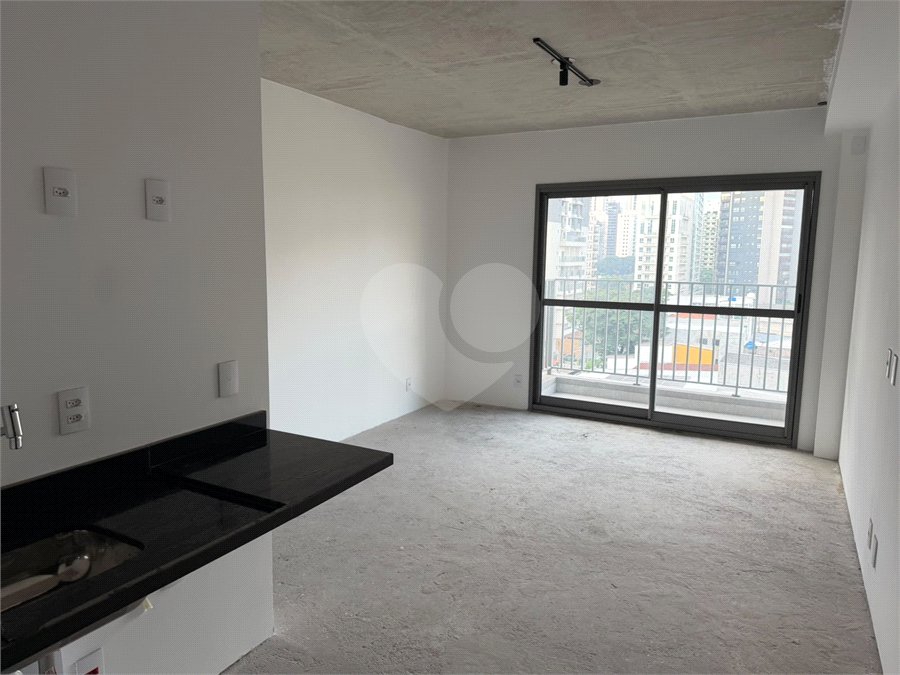 Apartamento à venda com 1 quarto em Indianópolis, São Paulo, SP