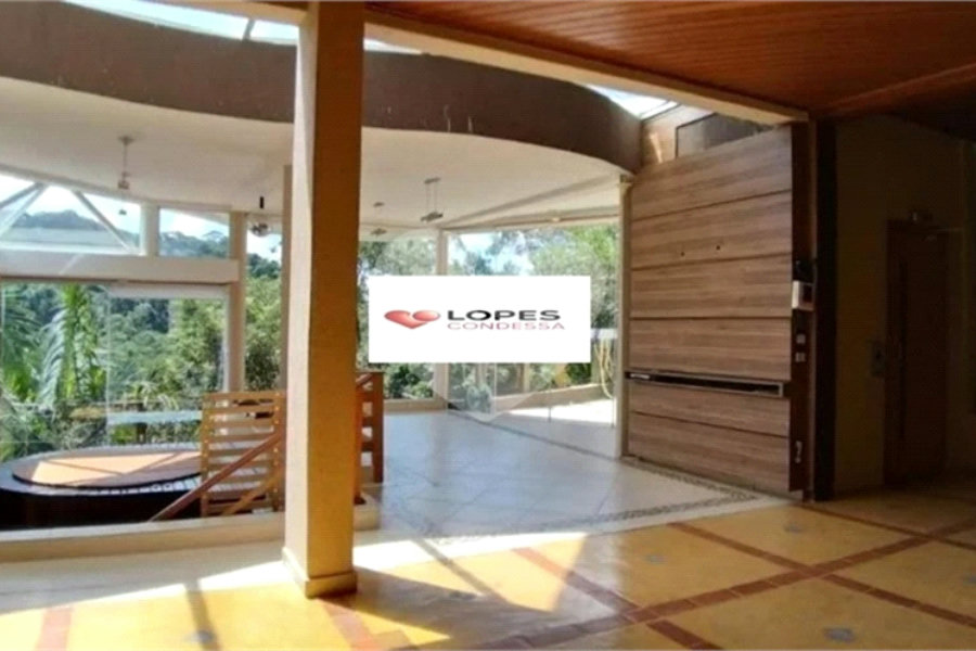 Casa à venda ou para alugar com 4 suítes no condomínio Parque Imperial da Cantareira, Mairiporã - SP