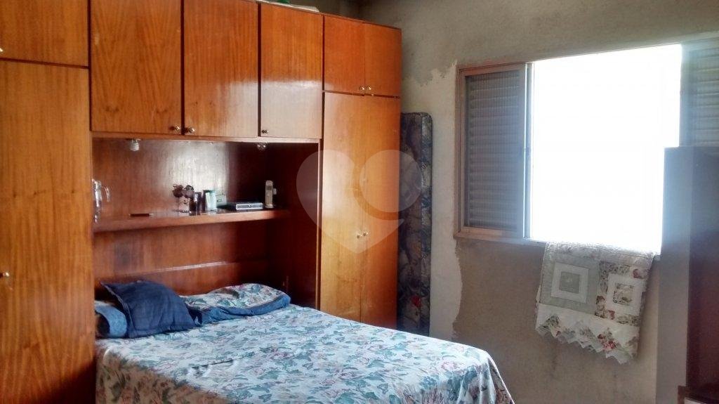 Sobrado à venda com 4 quartos, sendo 1 suíte, em Tremembé, São Paulo, SP