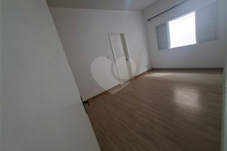 Casa à venda ou para alugar com 3 quartos, sendo 1 suíte, em Vila Aparecida, Itapetininga, SP