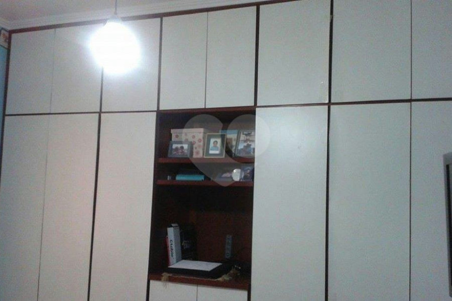 Casa Térrea à venda com 3 quartos, sendo 1 suíte, em Parque Peruche, São Paulo, SP