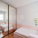 Apartamento à venda com 3 suítes em Campo Belo, São Paulo, SP