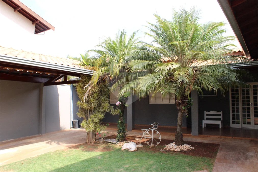 Casa à venda ou para alugar com 2 quartos em Jardim Santa Helena, Valinhos, SP