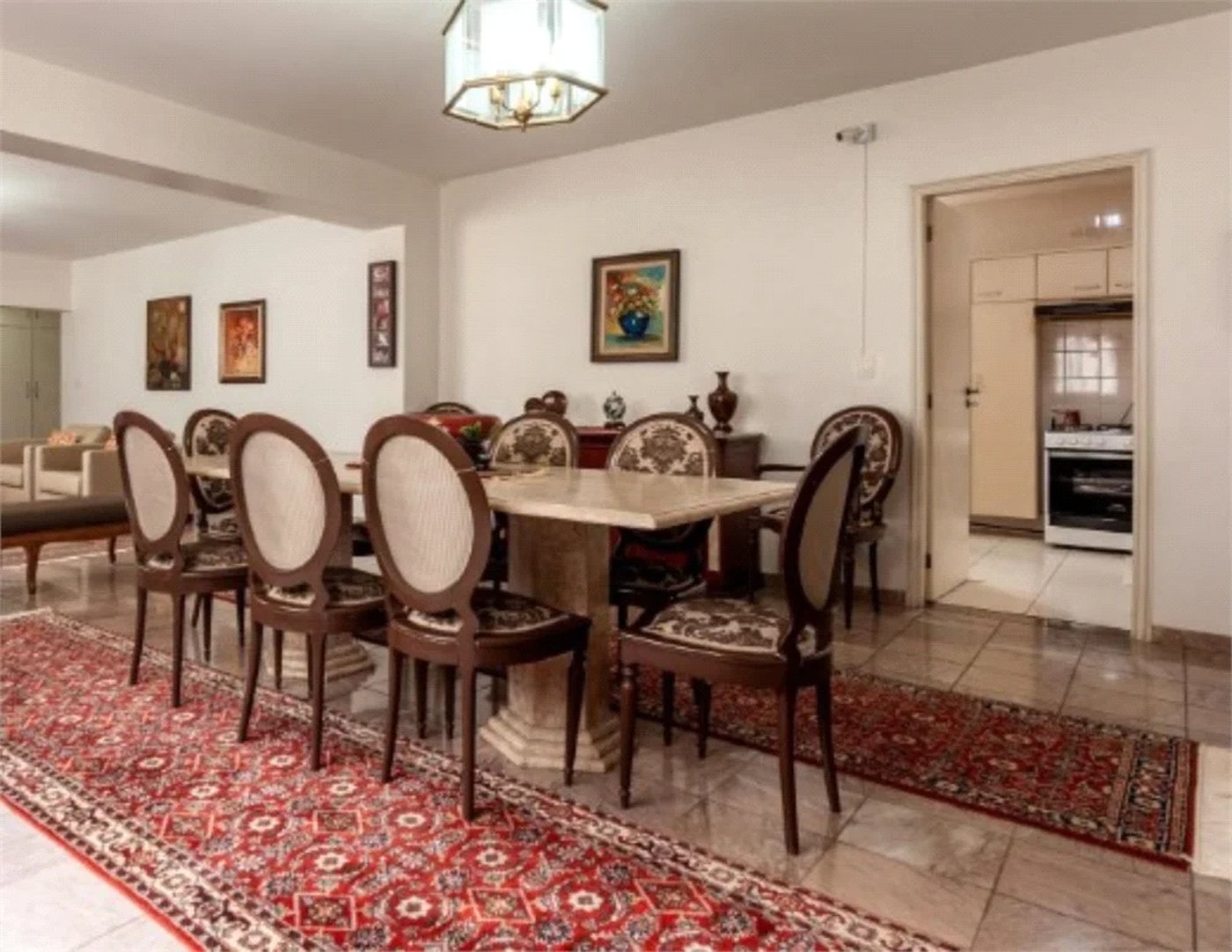 Apartamento à venda com 3 quartos, sendo 1 suíte, em Bela Vista, São Paulo, SP
