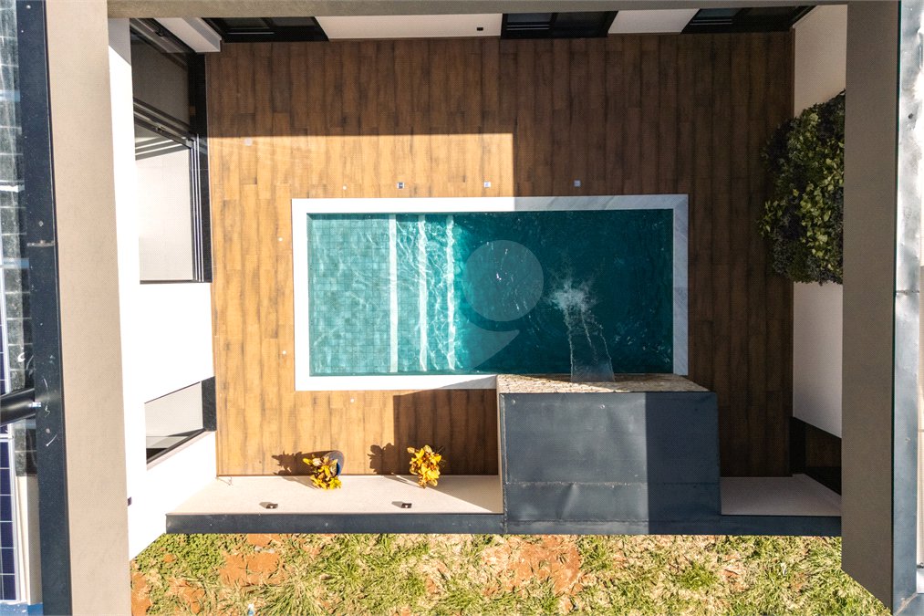 Casa à venda com 3 suítes no condomínio Residencial Dona Maria Candida, Indaiatuba - SP