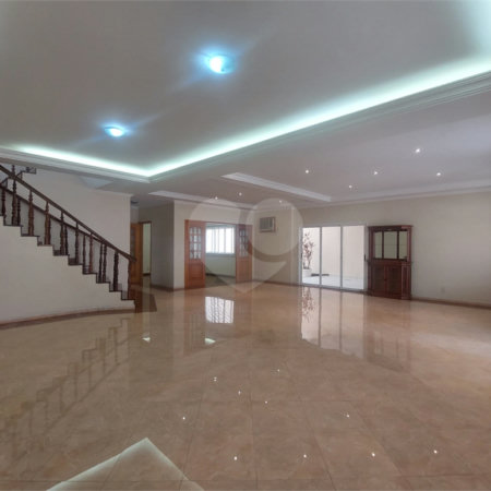 Casa à venda com 3 suítes no condomínio Rio Mar..., Rio de Janeiro - RJ