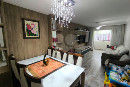 Apartamento à venda com 3 quartos, sendo 1 suíte, em Campo Grande, São Paulo, SP