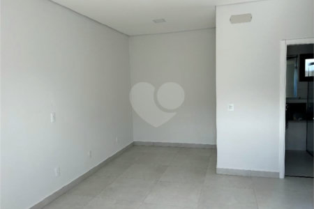 Casa à venda com 3 quartos, sendo 1 suíte, no condomínio Lagos D Icaraí, Salto - SP