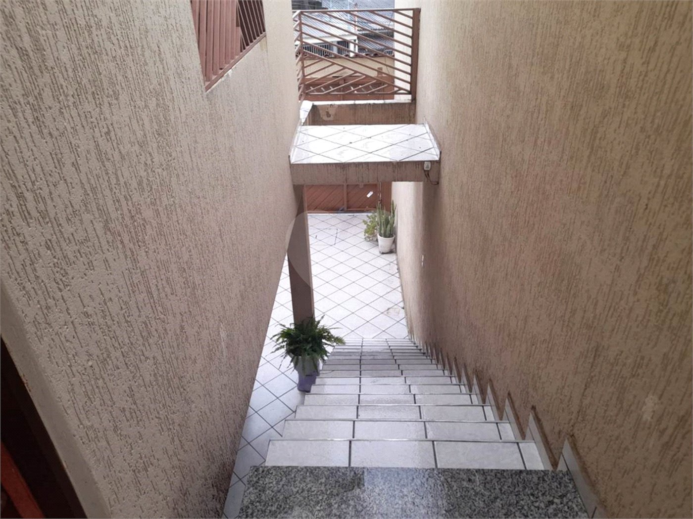 Sobrado à venda com 3 quartos no Brasilândia, São Paulo, SP