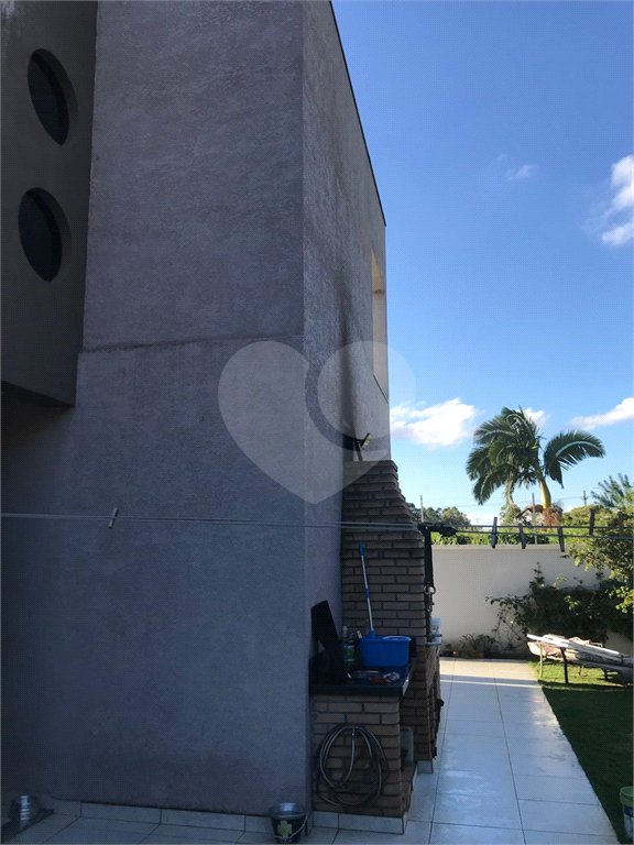 Casa à venda com 5 quartos, sendo 3 suítes, em Loteamento Jardim Morumbi, Atibaia, SP