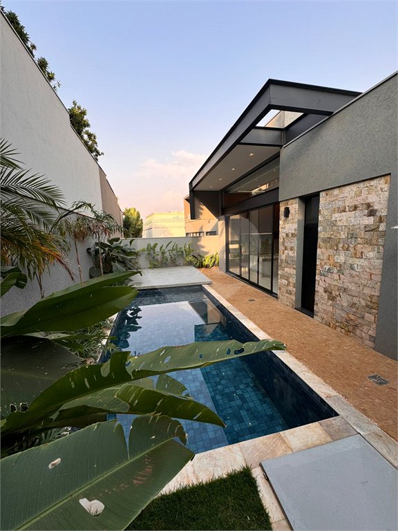 Casa à venda com 3 suítes em Bonfim Paulista, Ribeirão Preto, SP