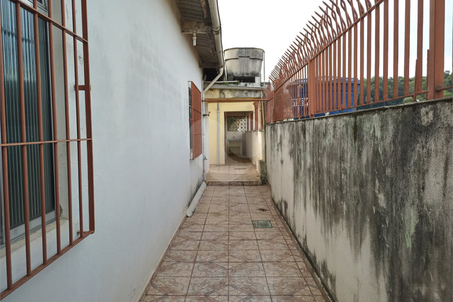 Sobrado à venda com 5 quartos em Horto, São Paulo, SP