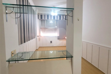 Apartamento à venda com 4 quartos, sendo 1 suíte, em Copacabana, Rio de Janeiro, RJ