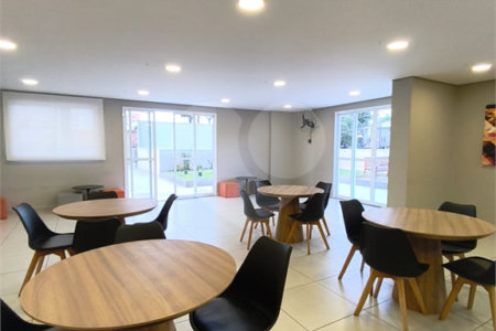 Apartamento à venda com 3 quartos, sendo 1 suíte, em Chora Menino, São Paulo, SP