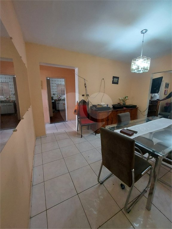 Sobrado à venda com 8 quartos no Brasilândia, São Paulo, SP