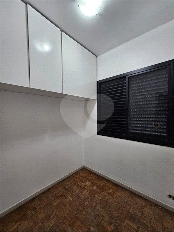 Apartamento à venda com 4 quartos, sendo 2 suítes,  em Jardim Parque Morumbi, São Paulo, SP