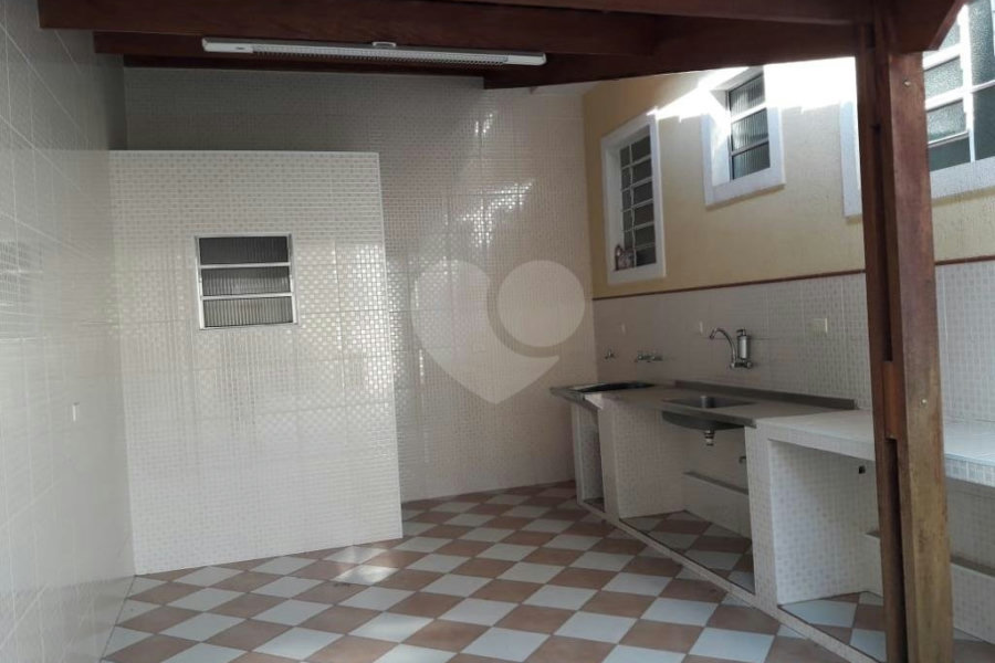 Sobrado à venda com 4 quartos, sendo 2 suítes, em Santana, São Paulo, SP
