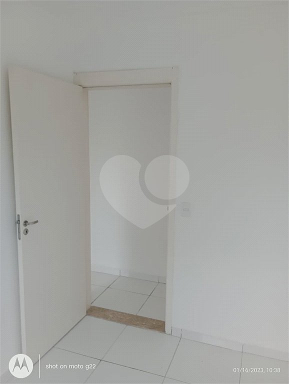 Apartamento à venda com 2 quartos em Lageado, Cotia, SP