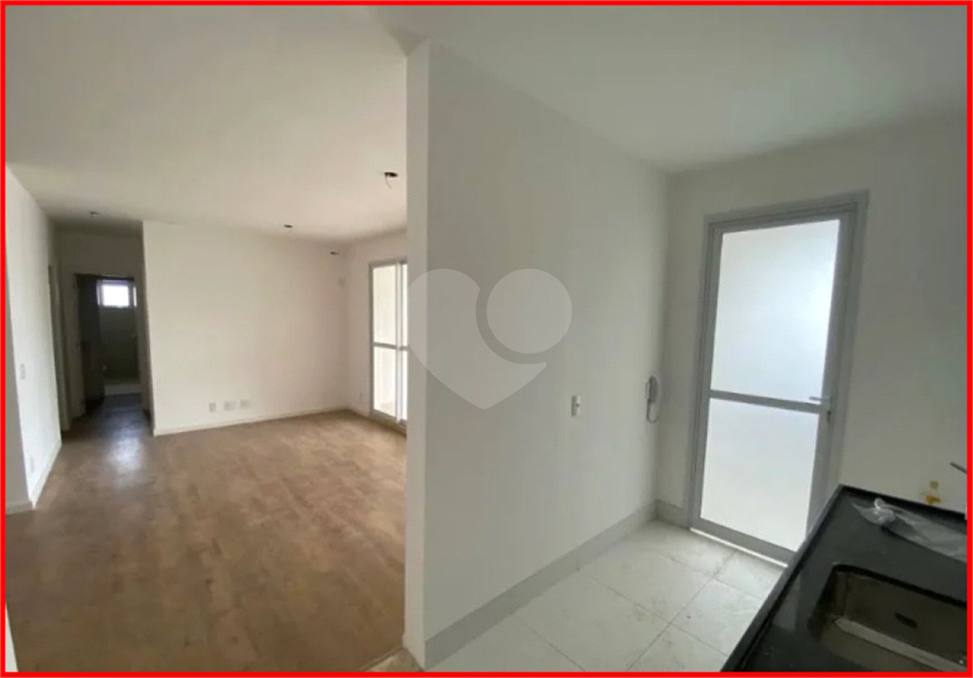 Apartamento à venda com 3 quartos, sendo 1 suíte,  em Vila Andrade, São Paulo, SP