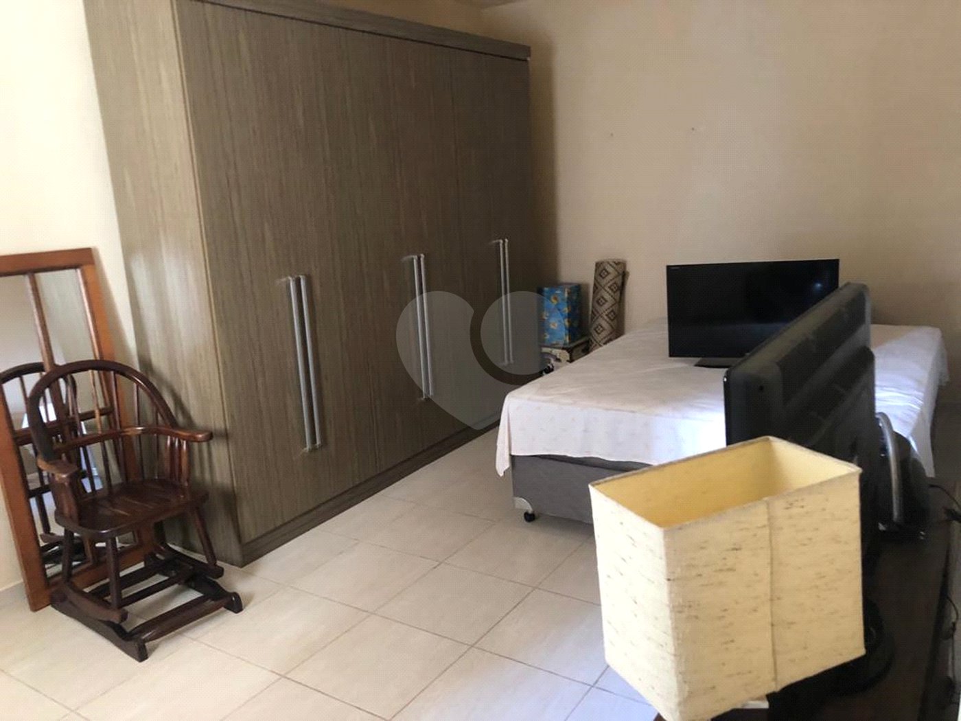 Casa à venda com 3 quartos, sendo 2 suítes,  em Jardim do Lago, Atibaia, SP