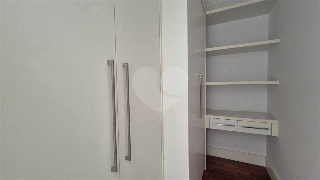 Casa à venda com 5 suítes no condomínio Lago Azul 1, Araçoiaba da Serra - SP