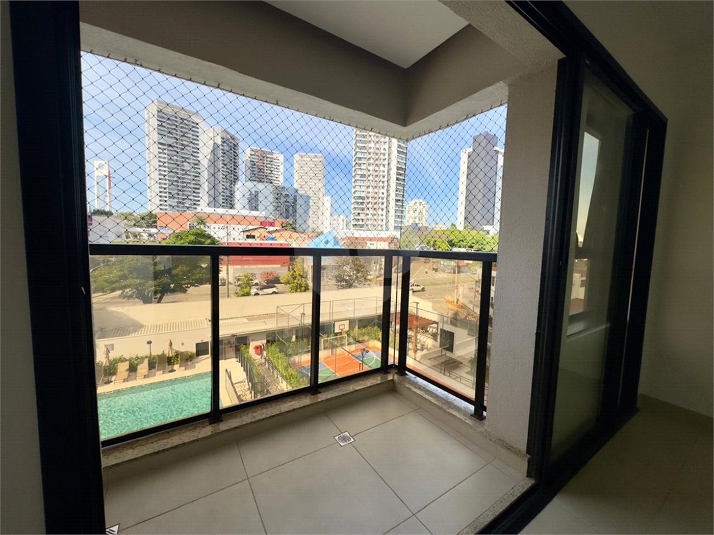 Apartamento à venda ou para alugar com 2 suítes em Jardim Faculdade, Sorocaba, SP