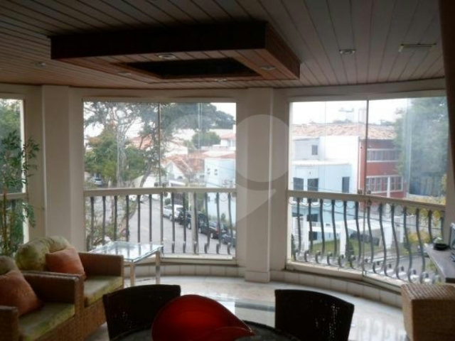 Apartamento à venda com 4 suítes em Campo Belo, São Paulo, SP